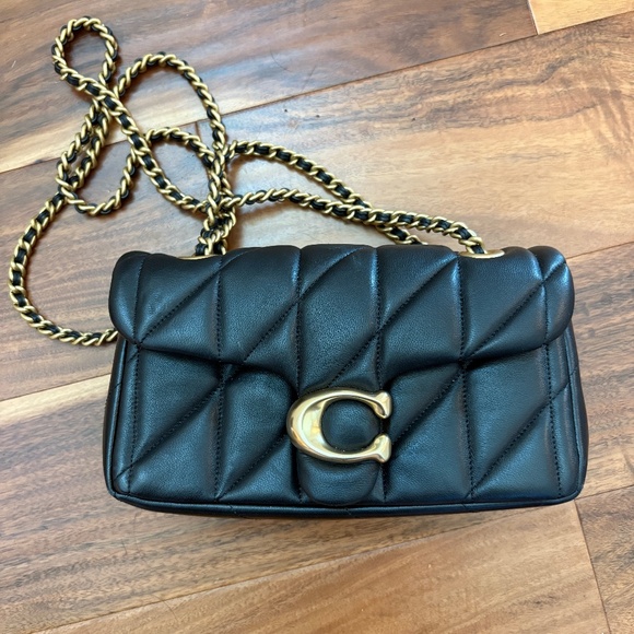 Coach Tabby 20 Black Quilted crossbody - Picture 1 of 5
